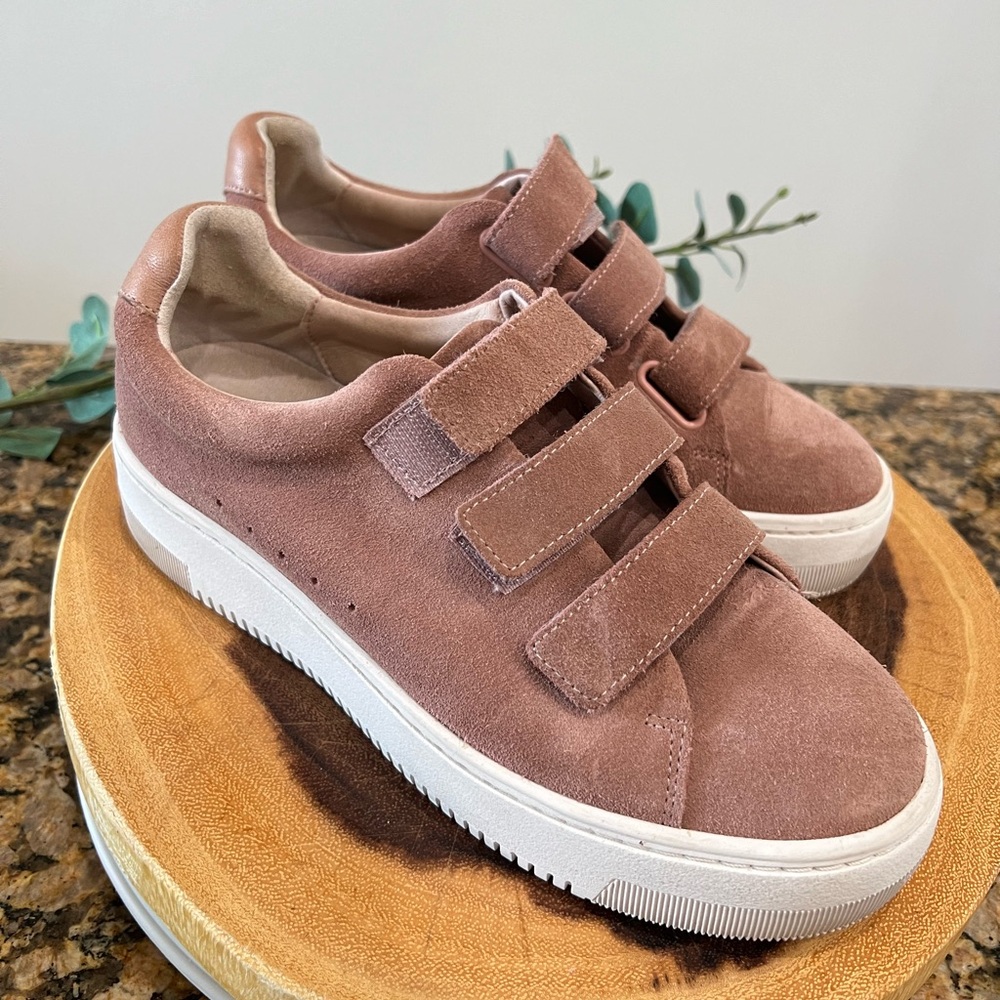 Sandro blush suede trainers size 37/ woman’s 7